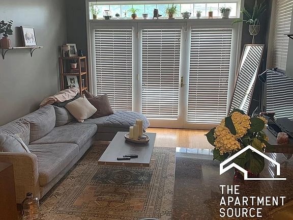 2nd image of 1627 W Grand Ave #1F