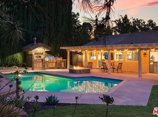 19940 Hiawatha St, Chatsworth, CA 91311