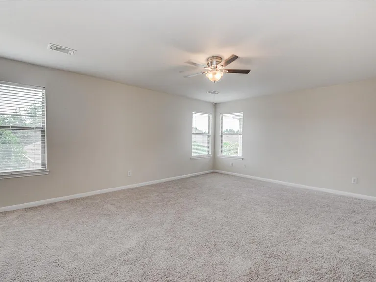 21515 Pointed Oak Ln — Photo 18
