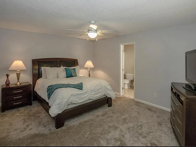 102 Rebeccas Ln — Photo 14