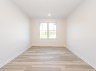 600 State Route 34 APT 207, Matawan, NJ 07747