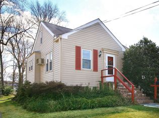 28 W Center Ave, Maple Shade, NJ 08052