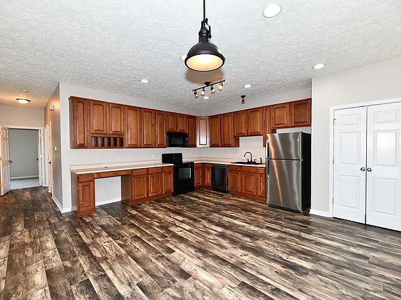 5th image of 2509 Big Bear Ln