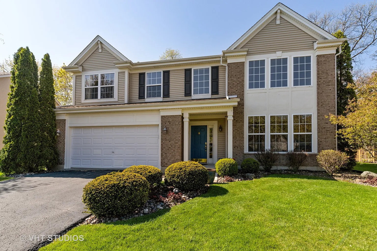 1312 Mayfair Ln photo 1