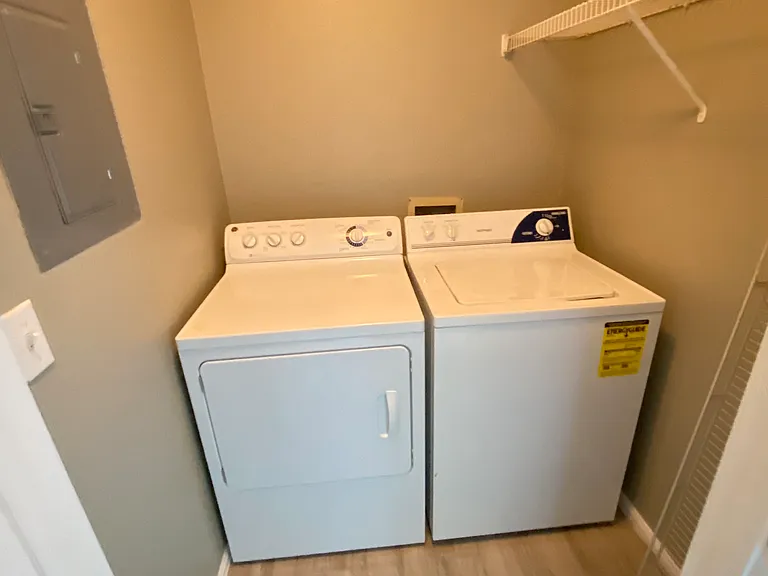 5112 Park Central Dr #616 — Photo 17