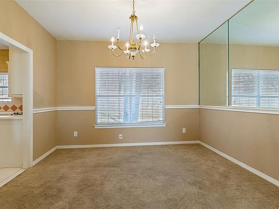 5th image of 9241 Winslow Ct