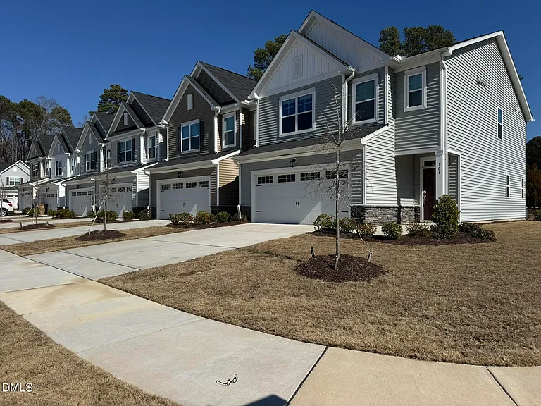 104 Jade Creek Dr — Photo 36