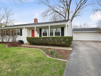 213 W Gartner Rd, Naperville, IL, 60540