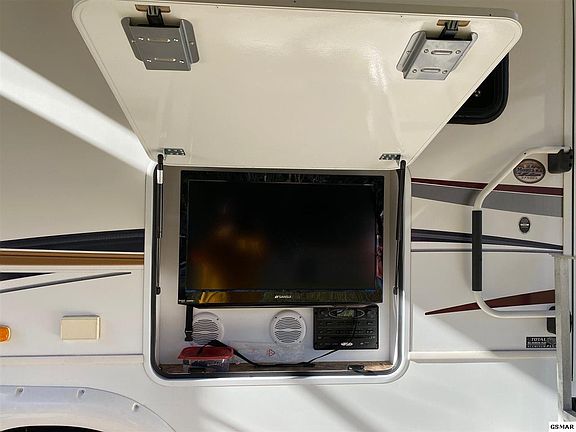 3rd image of 4229 E Parkway Lot 124