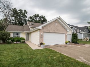 568 Riverview Ln, Belvidere, IL 61008