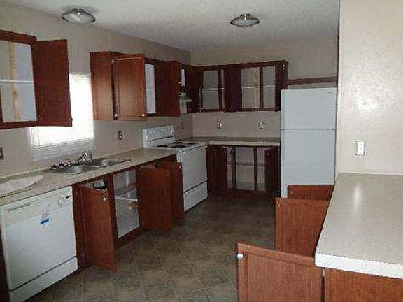 5th image of 539 Dena Cir NE