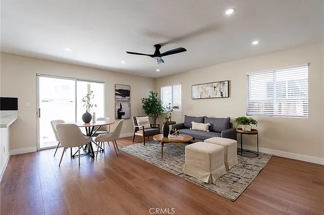 3259 Garden Ln — Photo 2