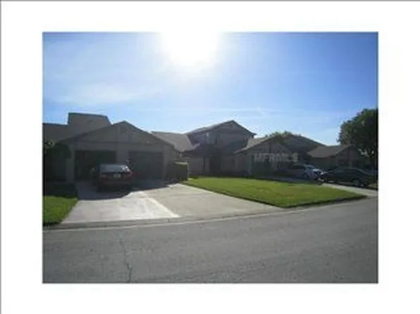 143 Lakepointe Cir, Kissimmee, FL 34743