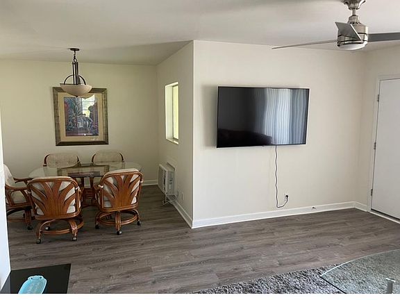 5th image of 2544 1st St APT 201