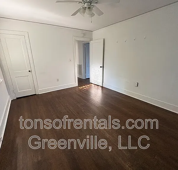 37 Holmes Dr — Photo 14