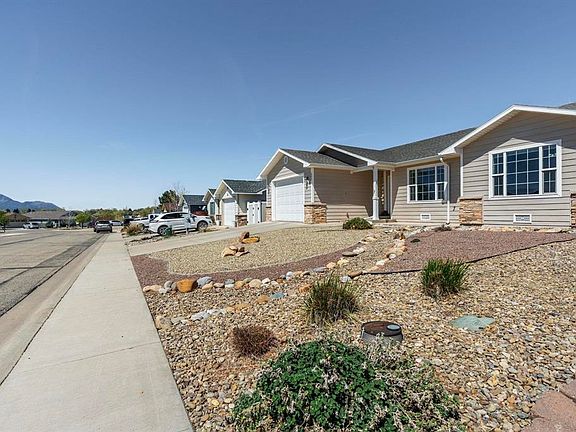 2nd image of 602 Geralds Way