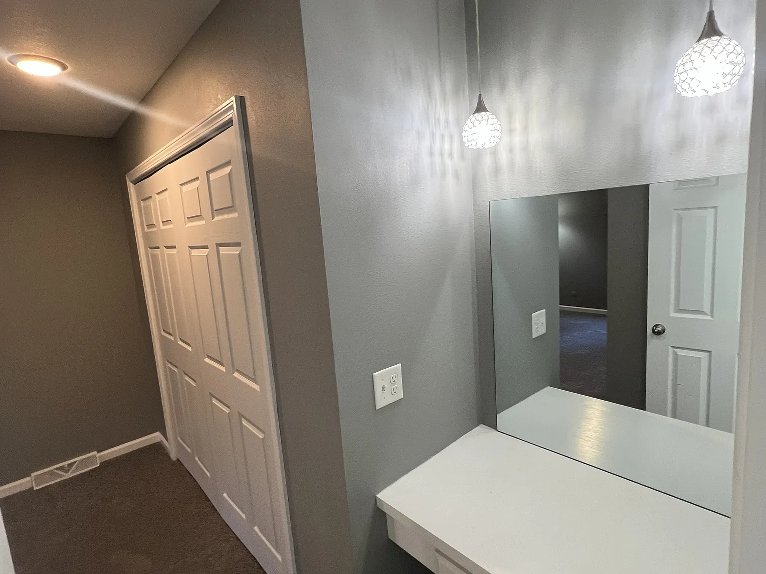 3 bed, 2119 sqft, $2,500 — Photo 4