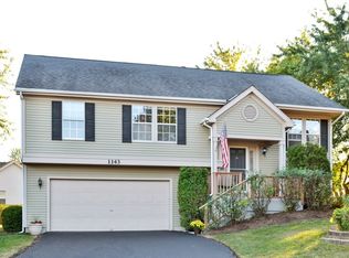 1143 Wilkes Ln, Lake Zurich, IL