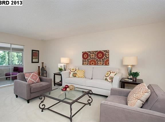 4th image of 2925 Golden Rain Rd APT 9