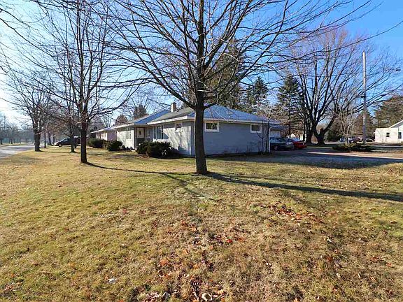 3rd image of 1302-1304 S 5th Ave