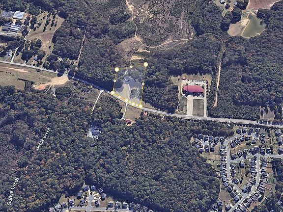 3rd image of 6720 Mill Grove Rd