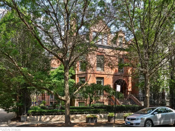 1919 S Prairie Ave APT 3, Chicago, IL 60616