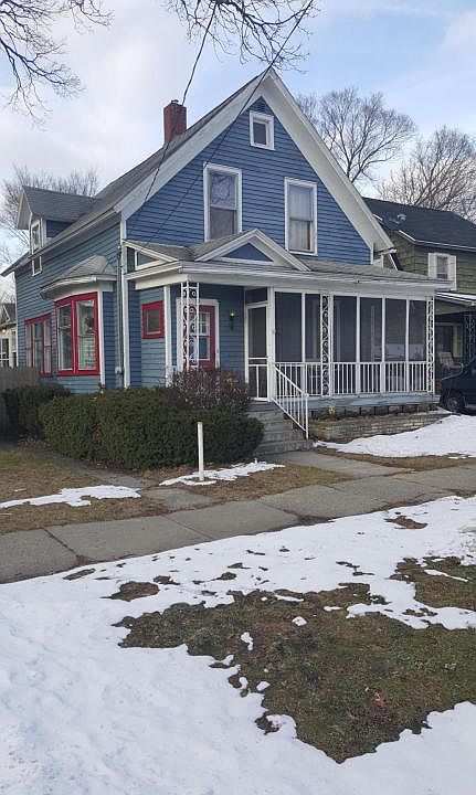 1st image of 90 Catherine Ave