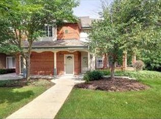 18950 Toldt Woods Dr, Brookfield, WI 53045