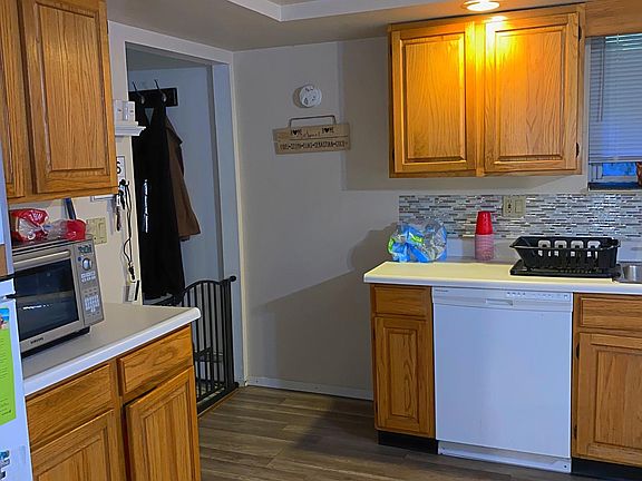 3rd image of 115 N Titmus Dr