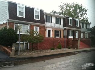 223 W Van Cleve St, Hartford City, IN 47348