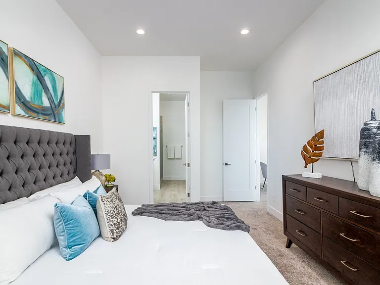 4020 N 12th St #6 — Photo 18