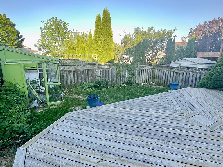 908 Copper Leaf Cres — Photo 43