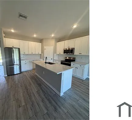 9150 Agate St — Photo 1