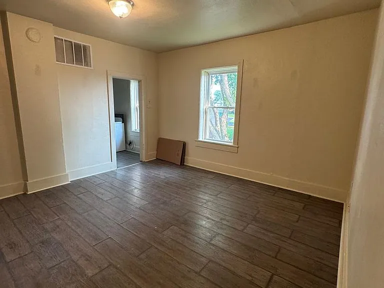 232 N Nash St — Photo 21