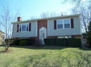 17811 Greentree Ter, Hagerstown, MD 21740