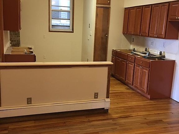 2nd image of 362 Palisade Ave APT 2