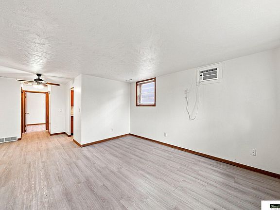 5th image of 3915 N 69th St