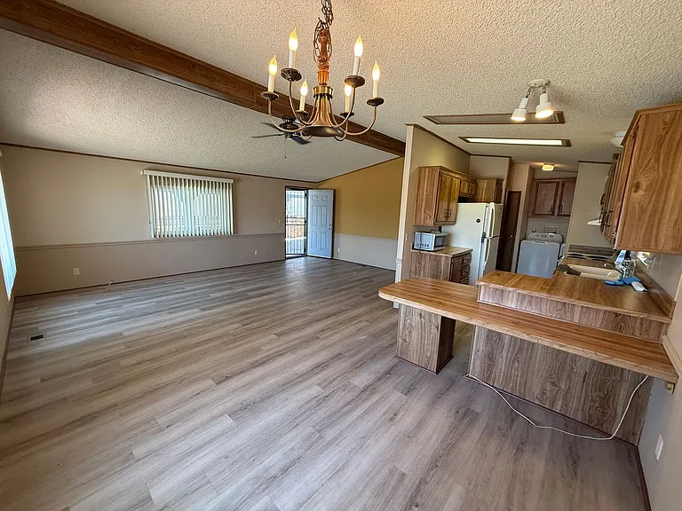 13231 E 38th Pl — Photo 22