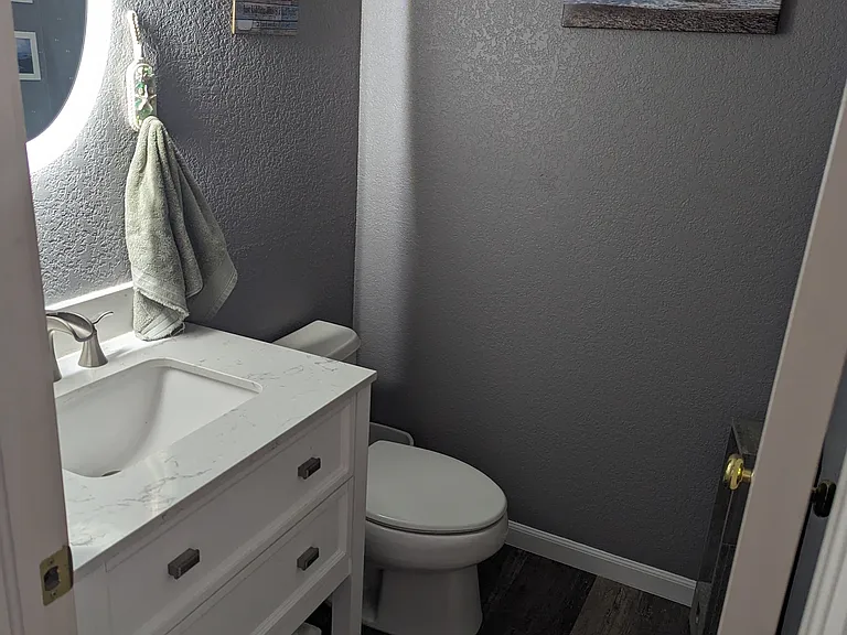 825 Union St — Photo 5