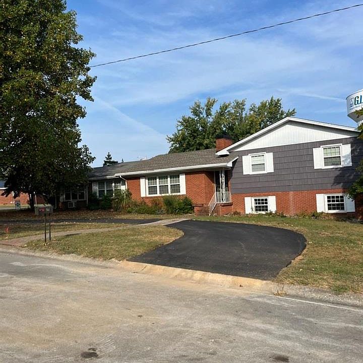 1st image of 101 Castleridge Dr