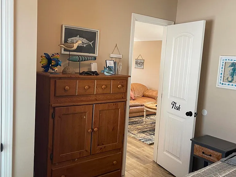 241 Hiering Ave — Photo 19