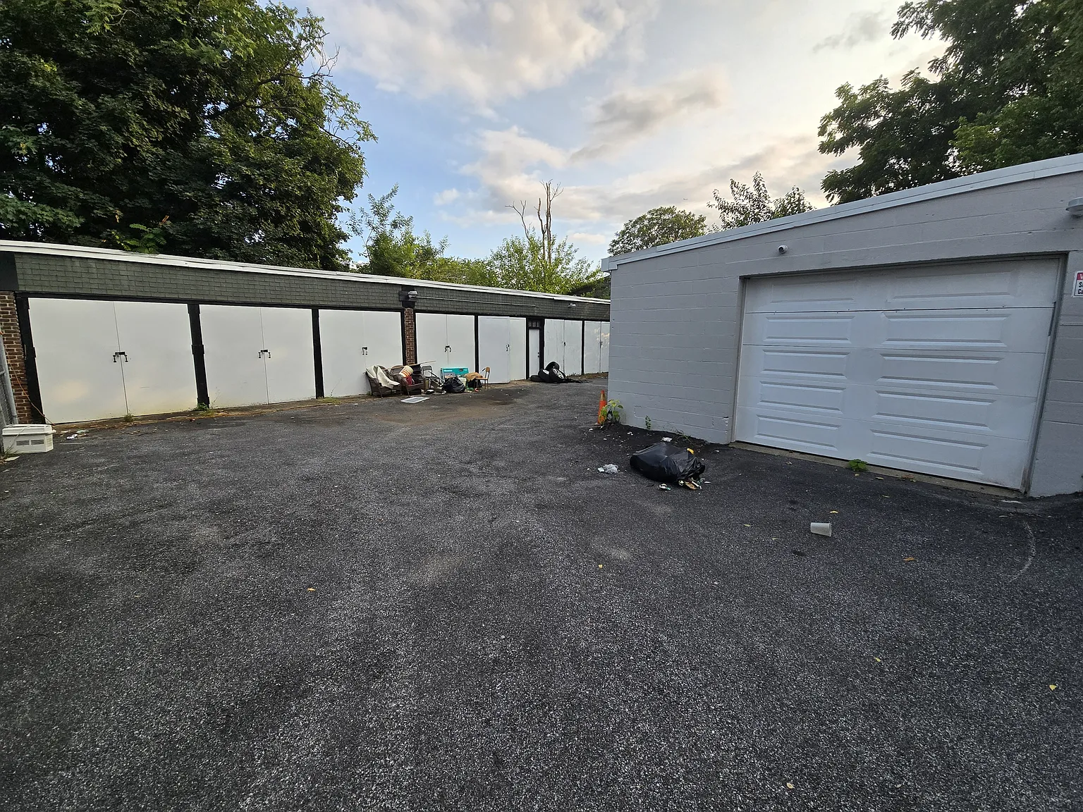 328 Rose St — Photo 3