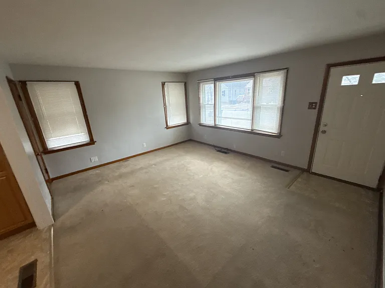 223 Wiegel Dr — Photo 11