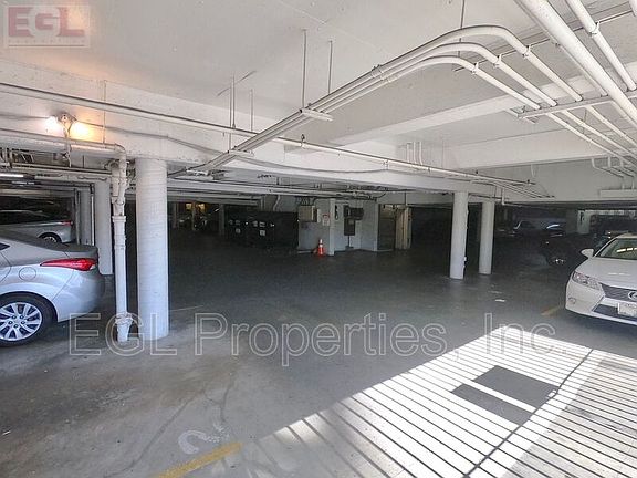 4th image of 7235 Hollywood Blvd #W328
