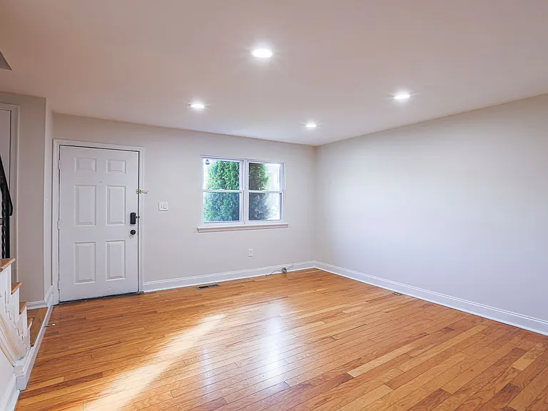 14 Luffing Ct — Photo 21