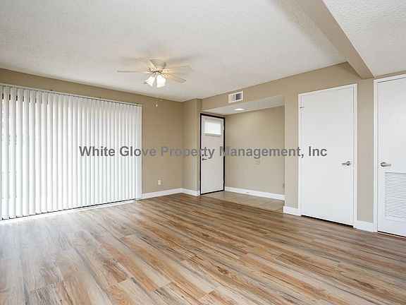 4th image of 25671 Le Parc Unit 75