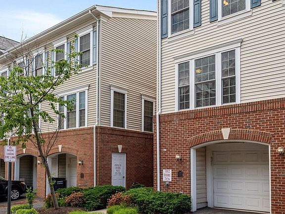 3rd image of 7122 Mason Grove Ct #34