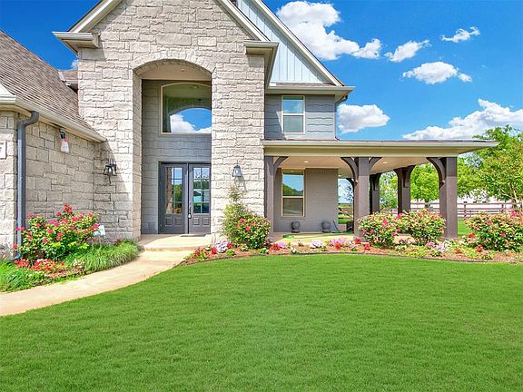 3rd image of 2517 Sandplum Ln