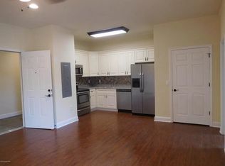 3 Crystal St APT 202, East Stroudsburg, PA