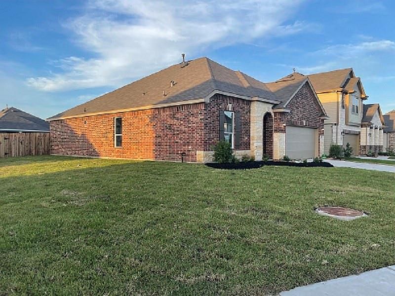 1st image of 5907 Osprey Dr #C